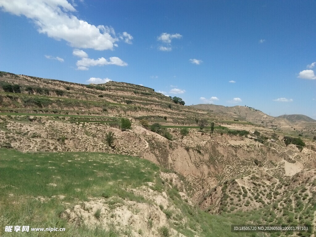 壮丽山地自然风光