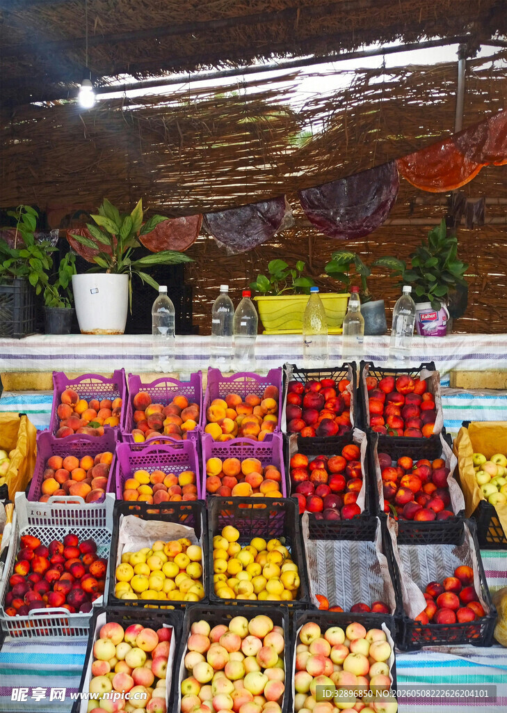 缤纷水果摊新鲜美味呈现