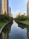 城市河畔风光