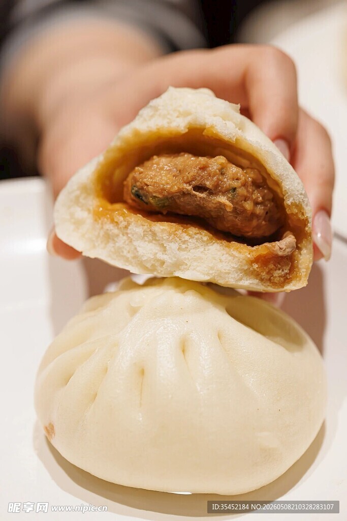 肉包子