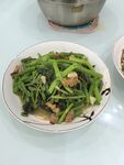 油渣炒南瓜藤尖
