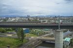日本高架桥上俯瞰城市景观