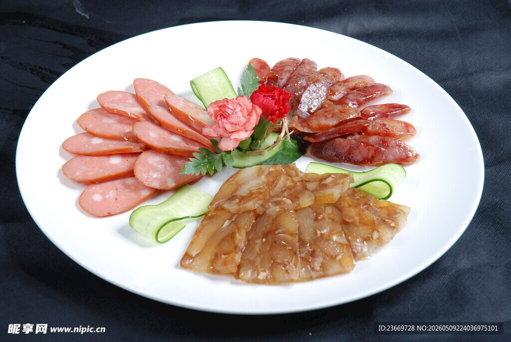 美味拼盘多样肉类美食