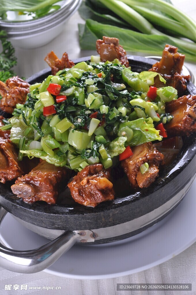 美味干锅排骨