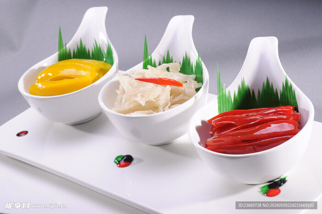 三色精致蘸料碗摆盘