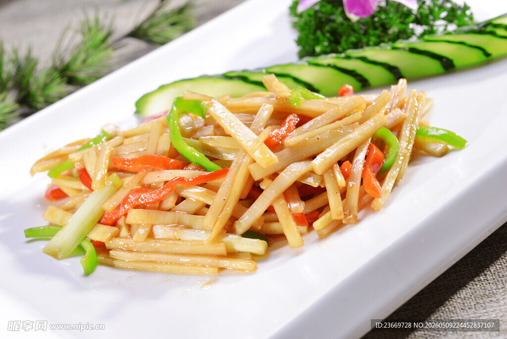 炒莲菜丝