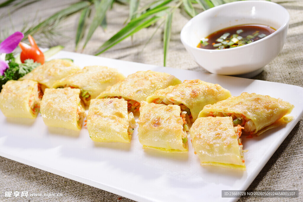 美味豆腐卷摆盘精致