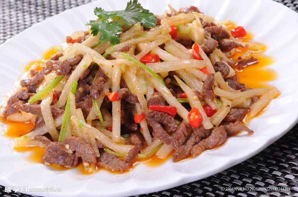土豆丝牛肉