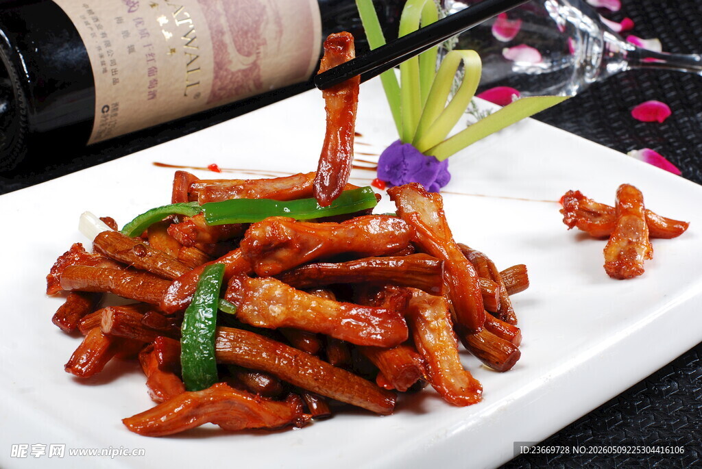 香辣美味的酱爆肉丝