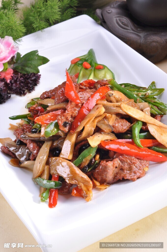杏鲍菇炒牛柳
