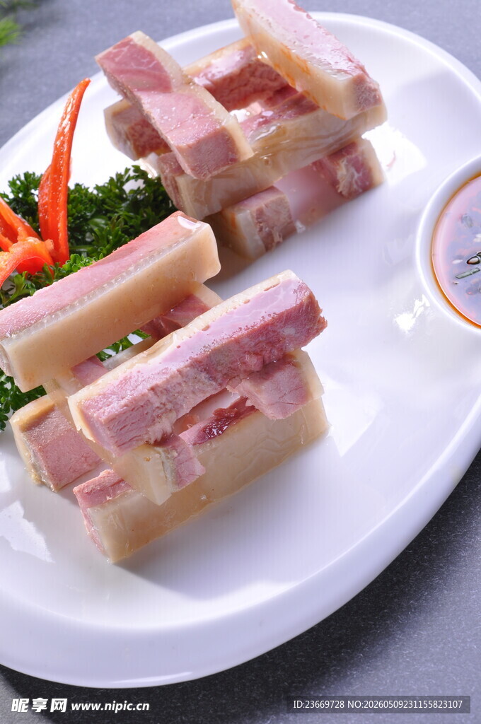美味水晶肴肉摆盘精致