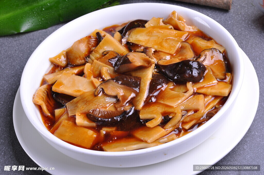 杏鲍菇炒香菇