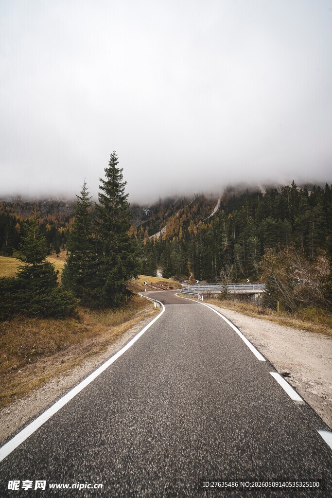 山间公路