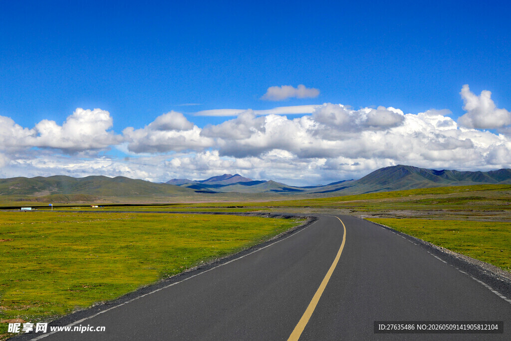 草原公路风景