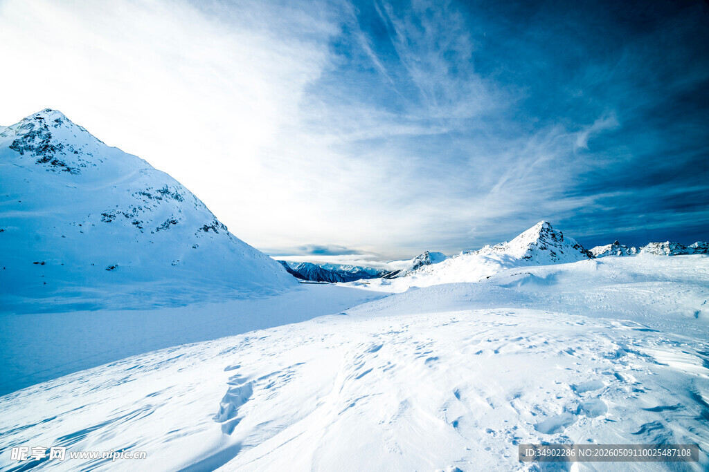 壮丽雪山美景