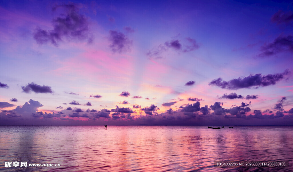 梦幻海上日落美景