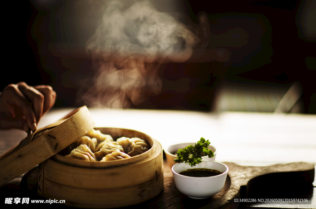 中式蒸笼美食