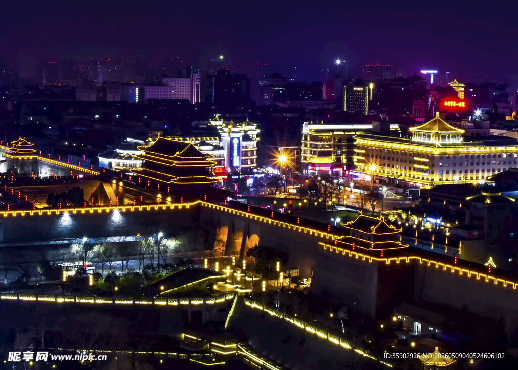 美丽的西安城墙夜景