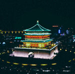 西安钟楼夜景璀璨夺目