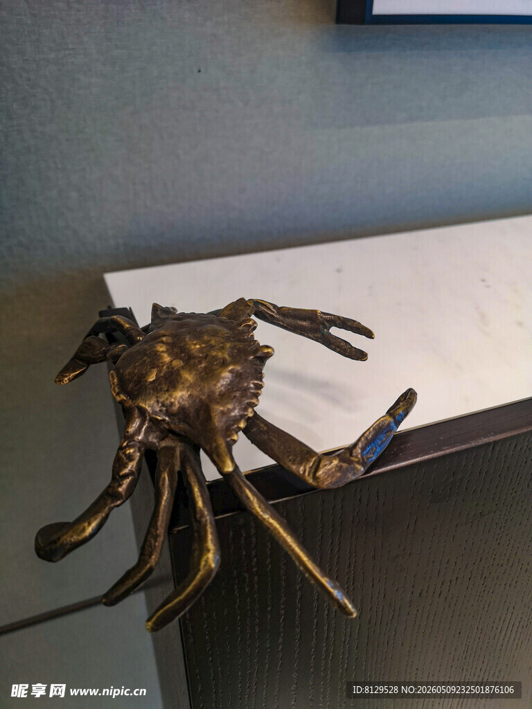 金属质感蜘蛛摆件