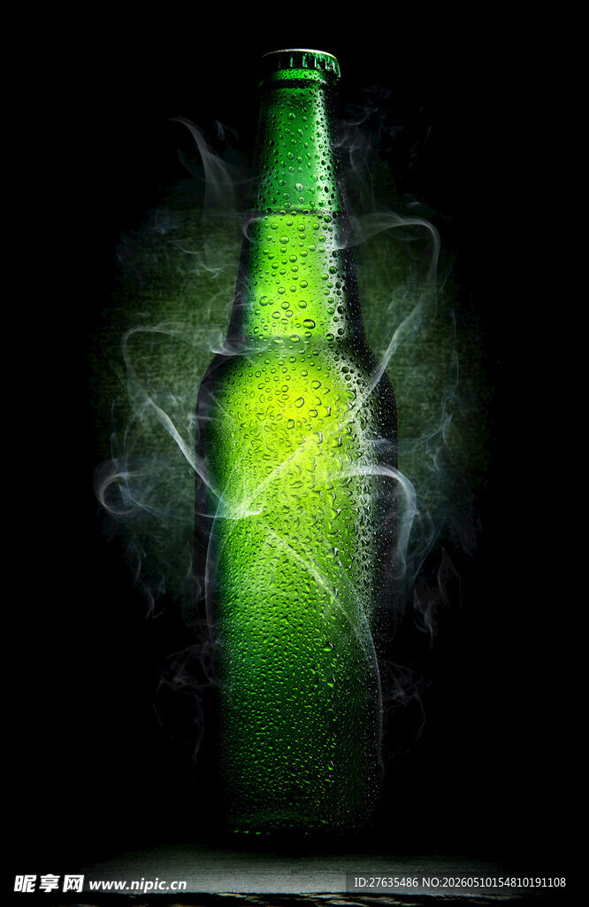 绿色啤酒瓶