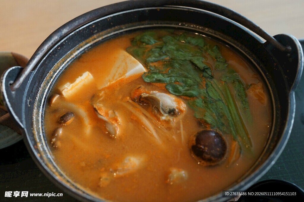 美味韩式豆腐汤特写