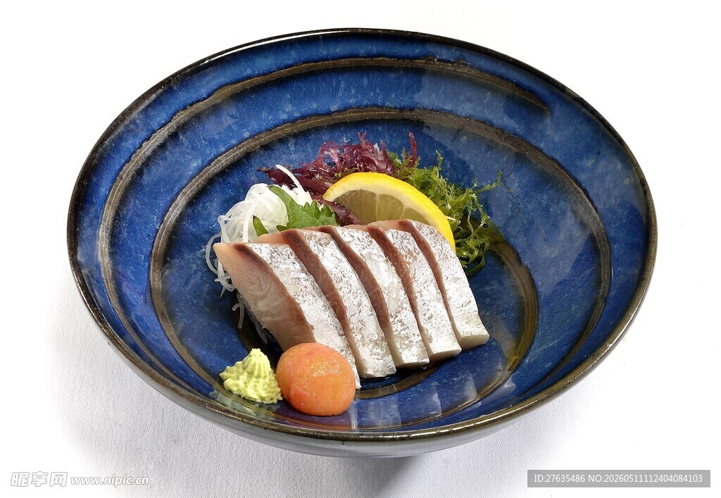 日式蓝盘精美刺身料理