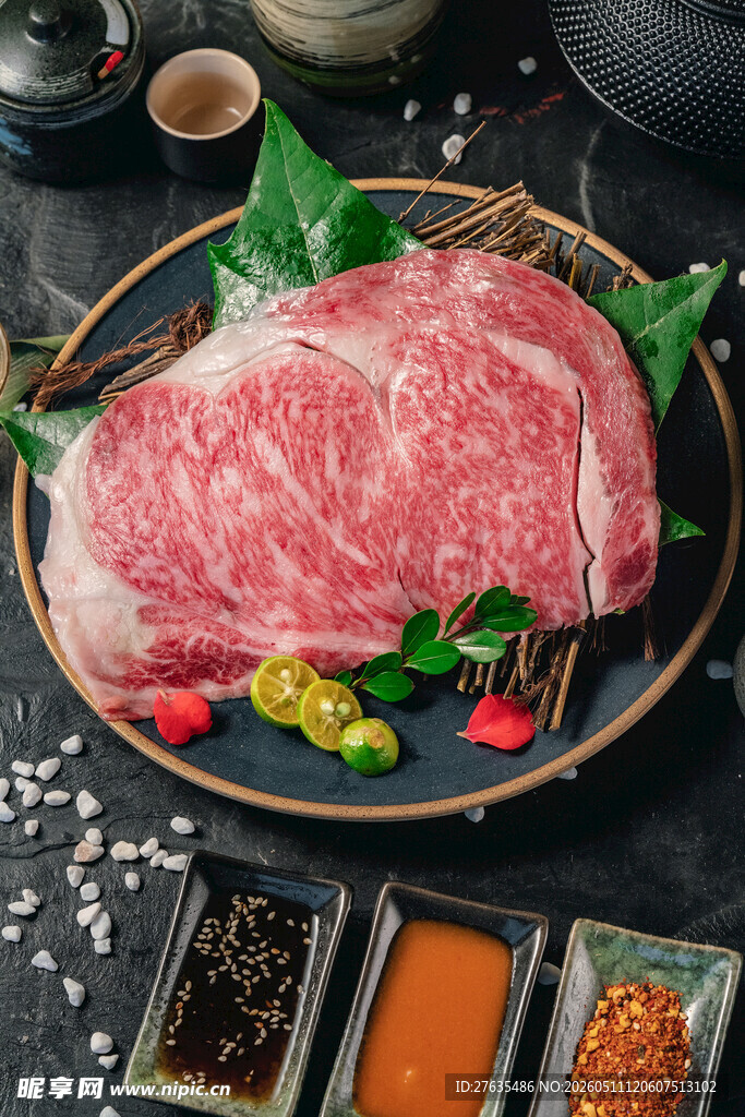 新鲜牛肉摆盘