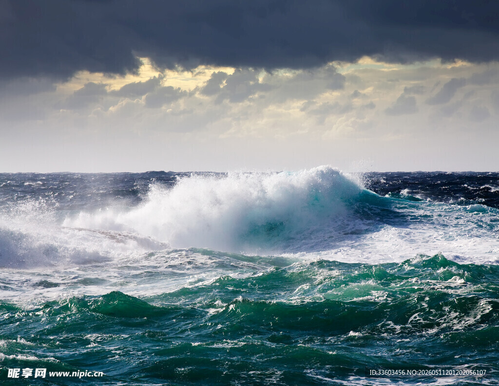 汹涌海浪