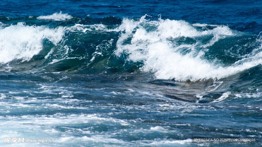 汹涌海浪