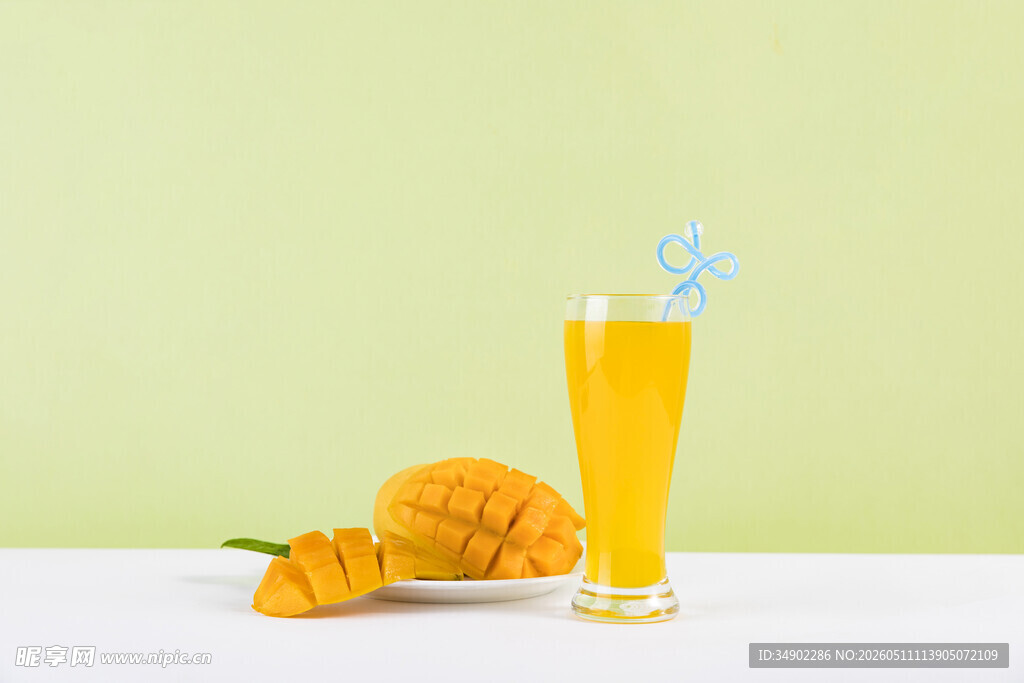 鲜榨芒果汁