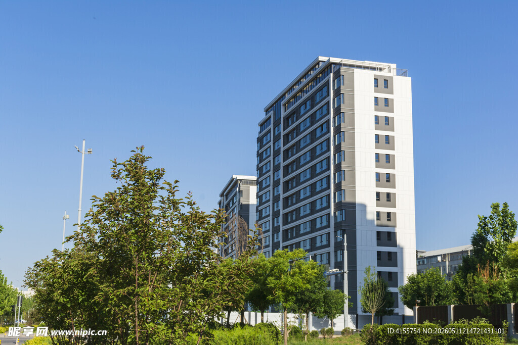 现代高层住宅楼景观