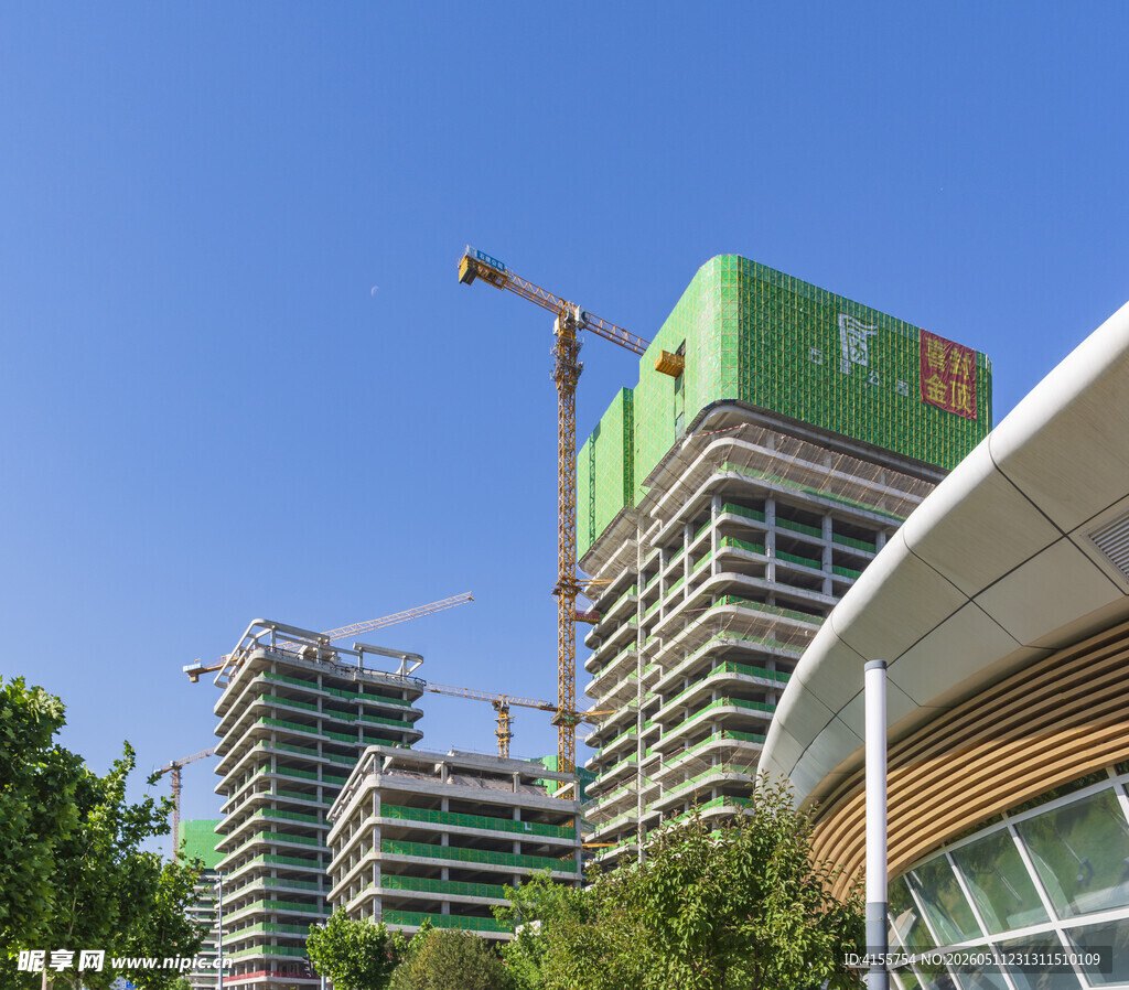 城市在建高楼景观