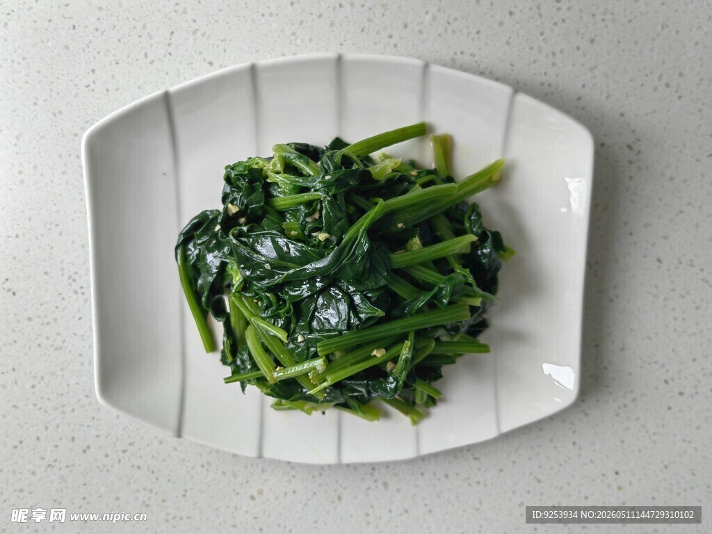 凉拌菠菜