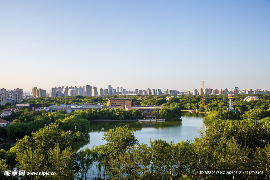 北京朝阳公园高视角城市