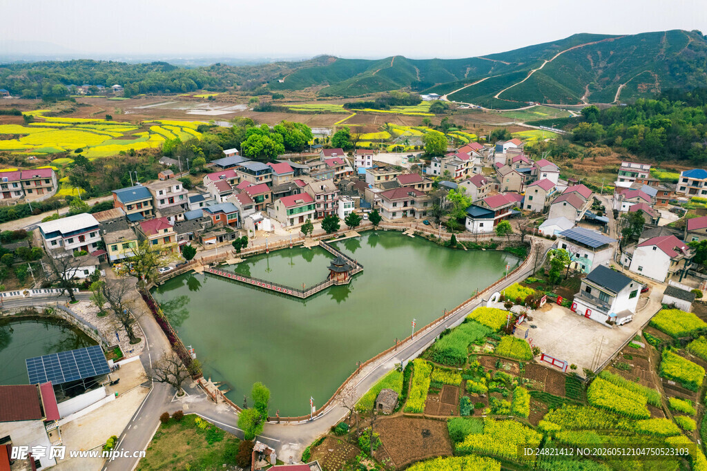 春日乡村美景俯瞰
