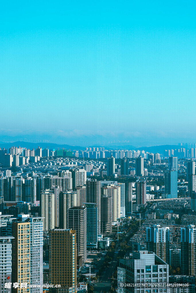 城市高空俯瞰建筑群景观