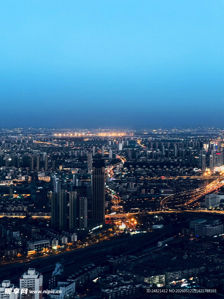 城市夜景俯瞰