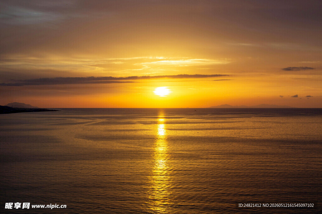海上日落美景
