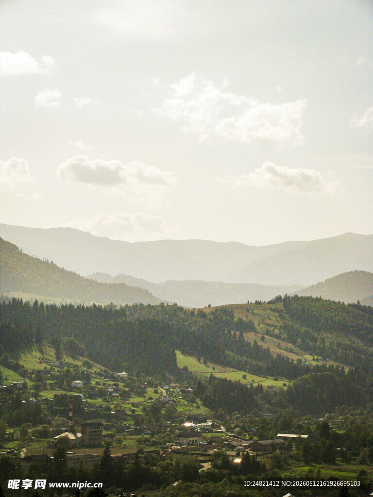 山间美景