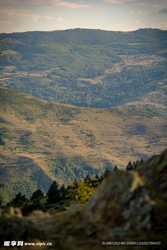 壮丽山景风光