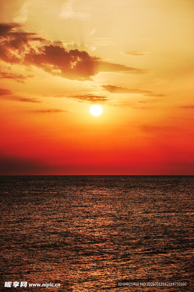 海上落日美景