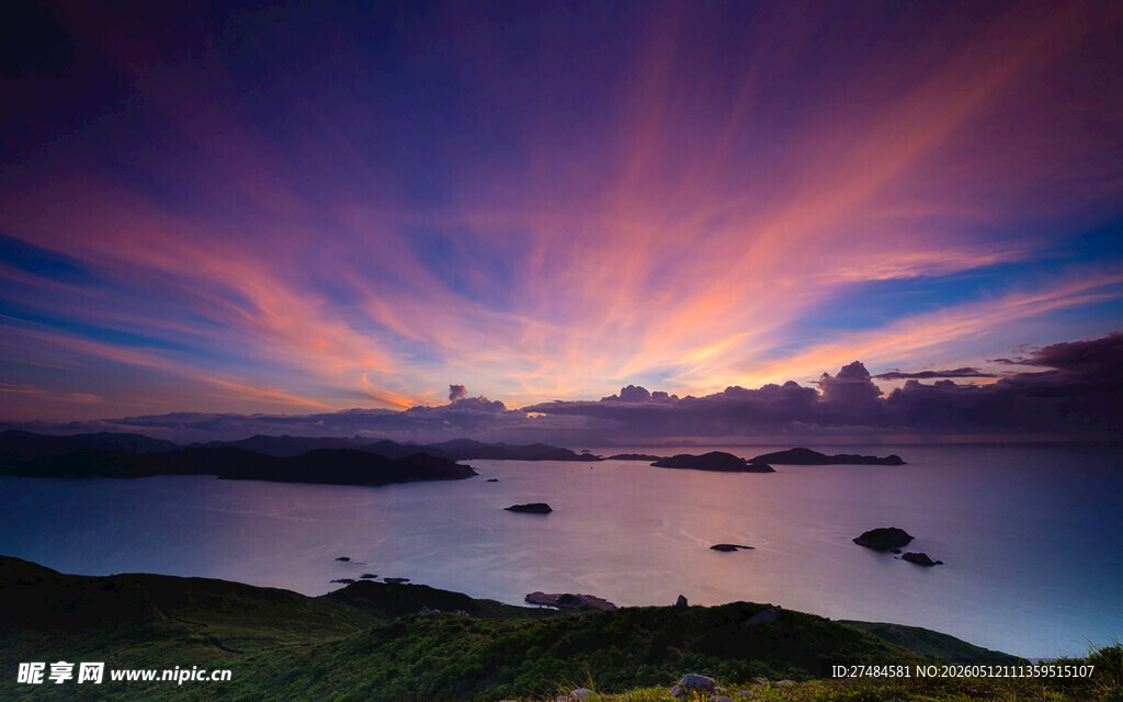 海上绚丽日出美景