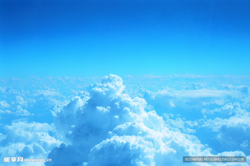 高空云海壮丽美景