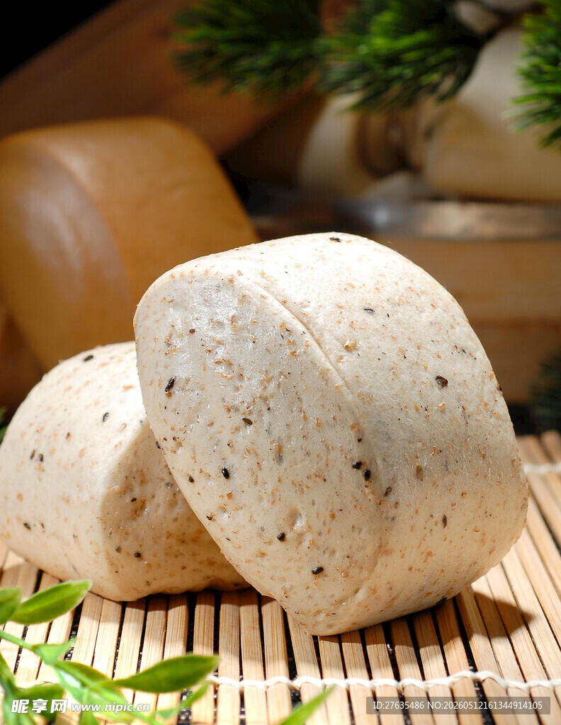 芝麻粗粮馒头
