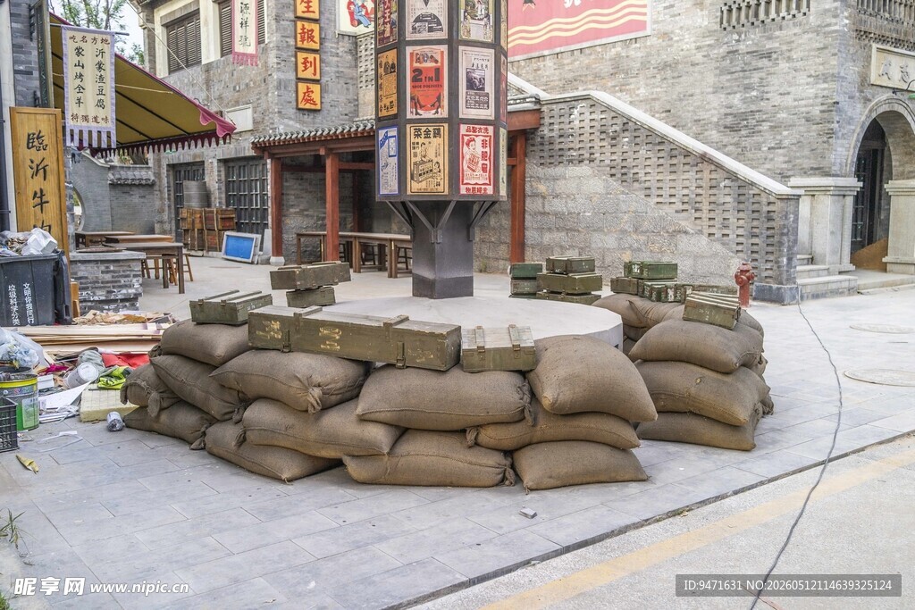 沂州古城街头沙袋堆砌的战场