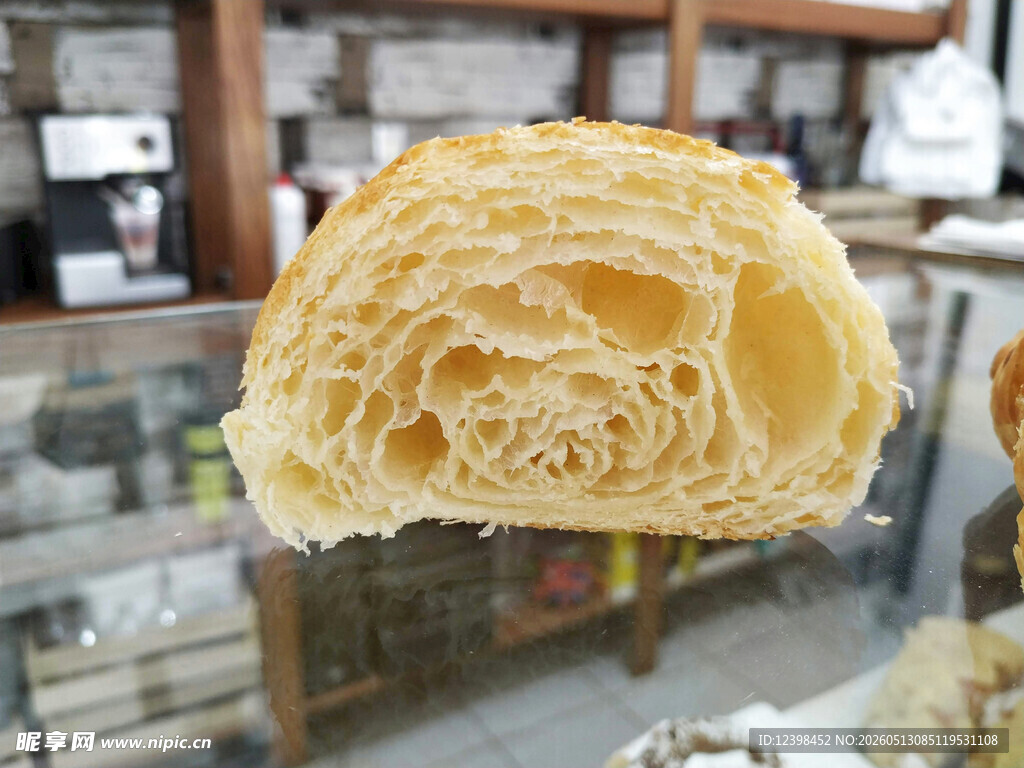 美味千层酥面包特写