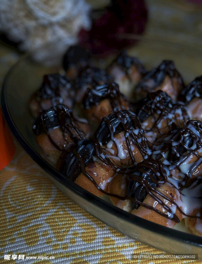 巧克力淋面甜点