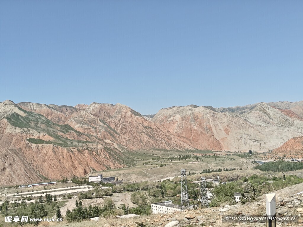 壮丽多彩的山地景观