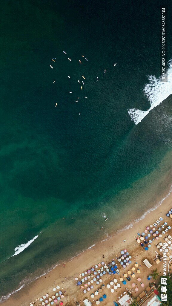 俯瞰碧海沙滩美景